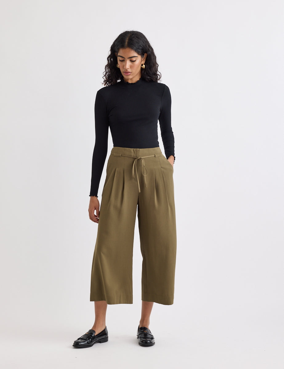 Green Tie Waist Wide Leg Cropped Trousers