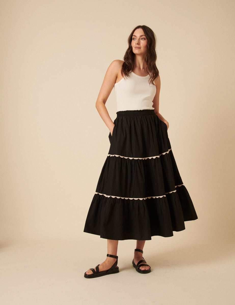 Black Scallop Trim Tiered Midi Skirt