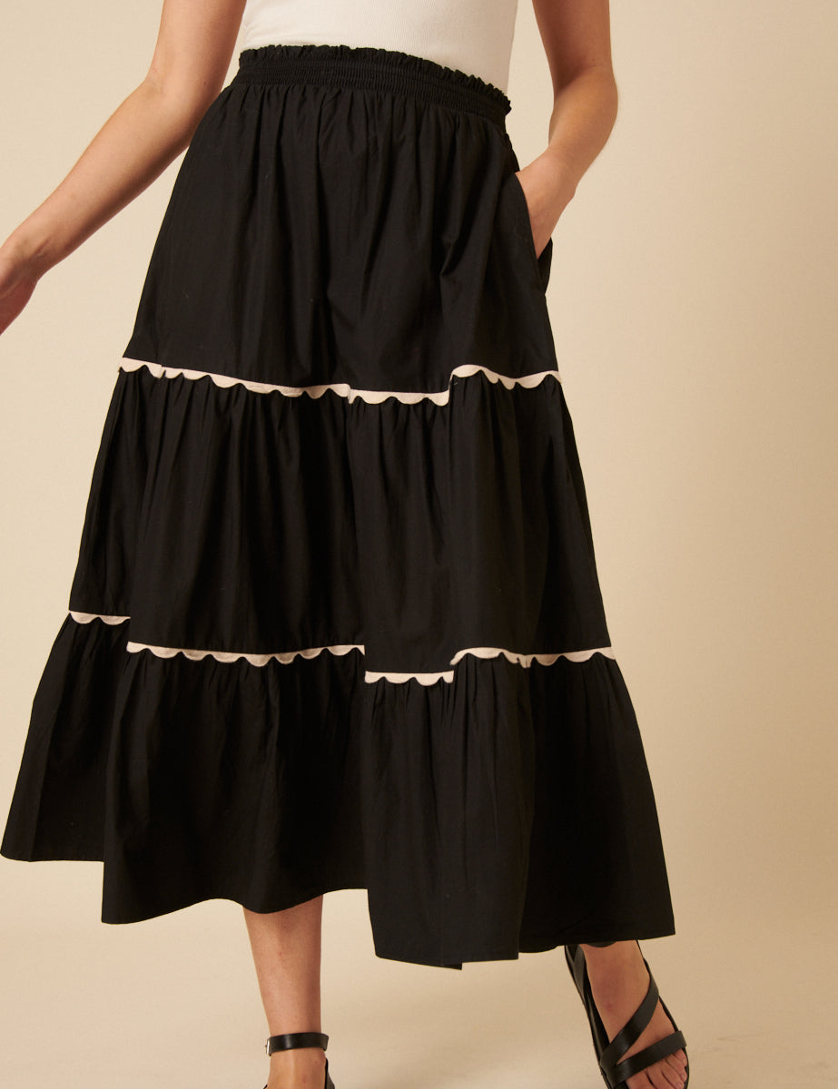 Black Scallop Trim Tiered Midi Skirt