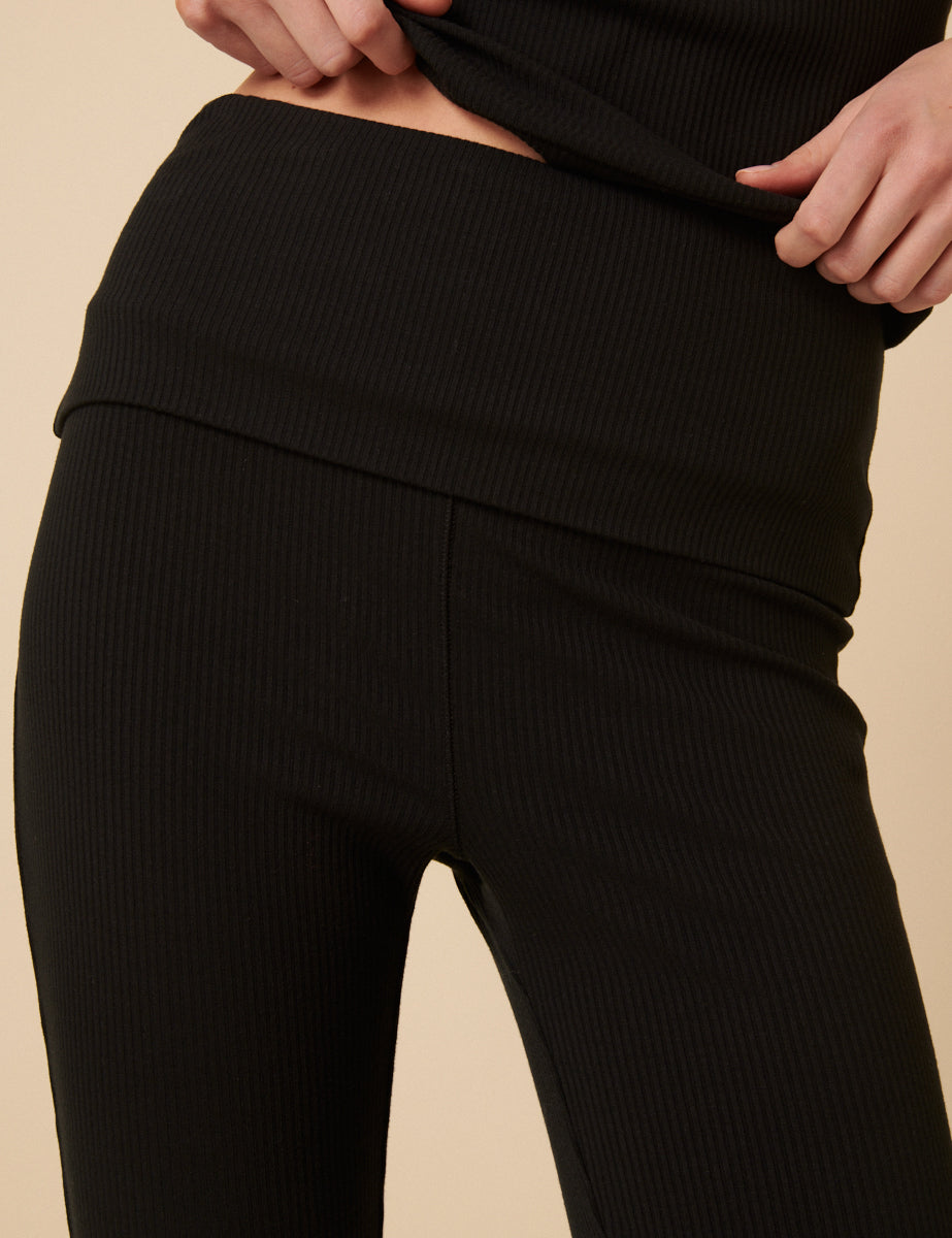 Black Ribbed Flared Yoga Pants