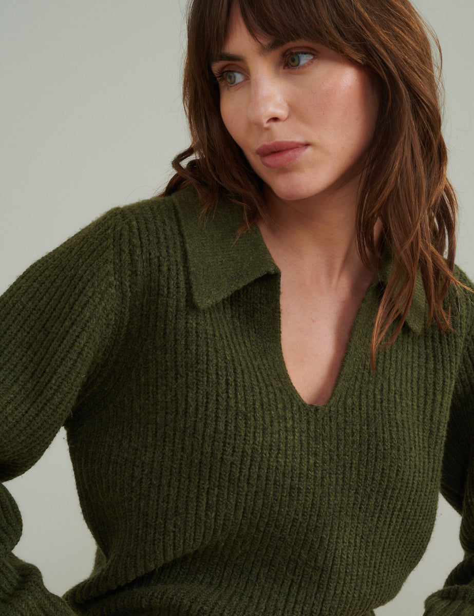 Green Open Collar Knitted Jumper