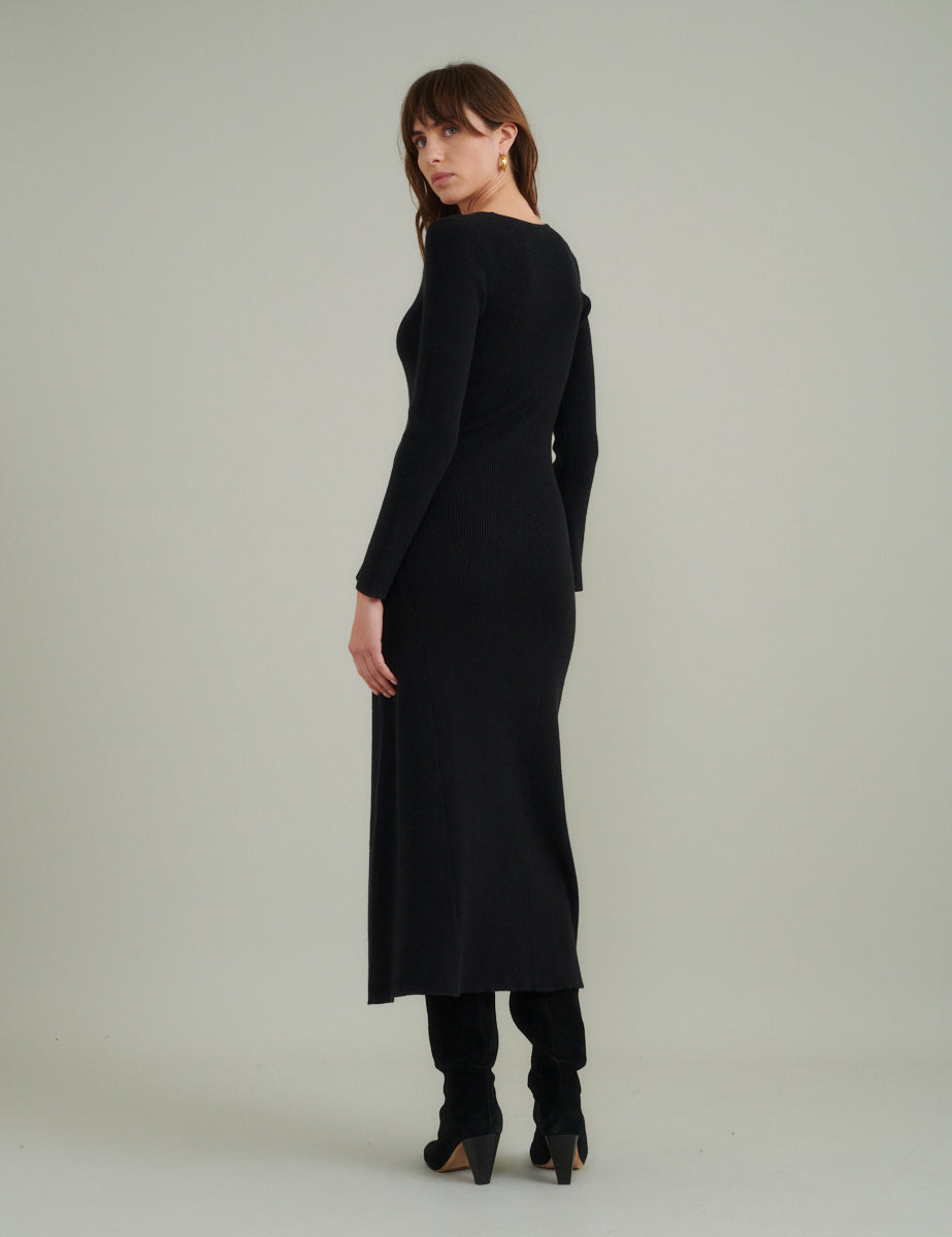 Black Knitted Scoop Neck Midi Dress