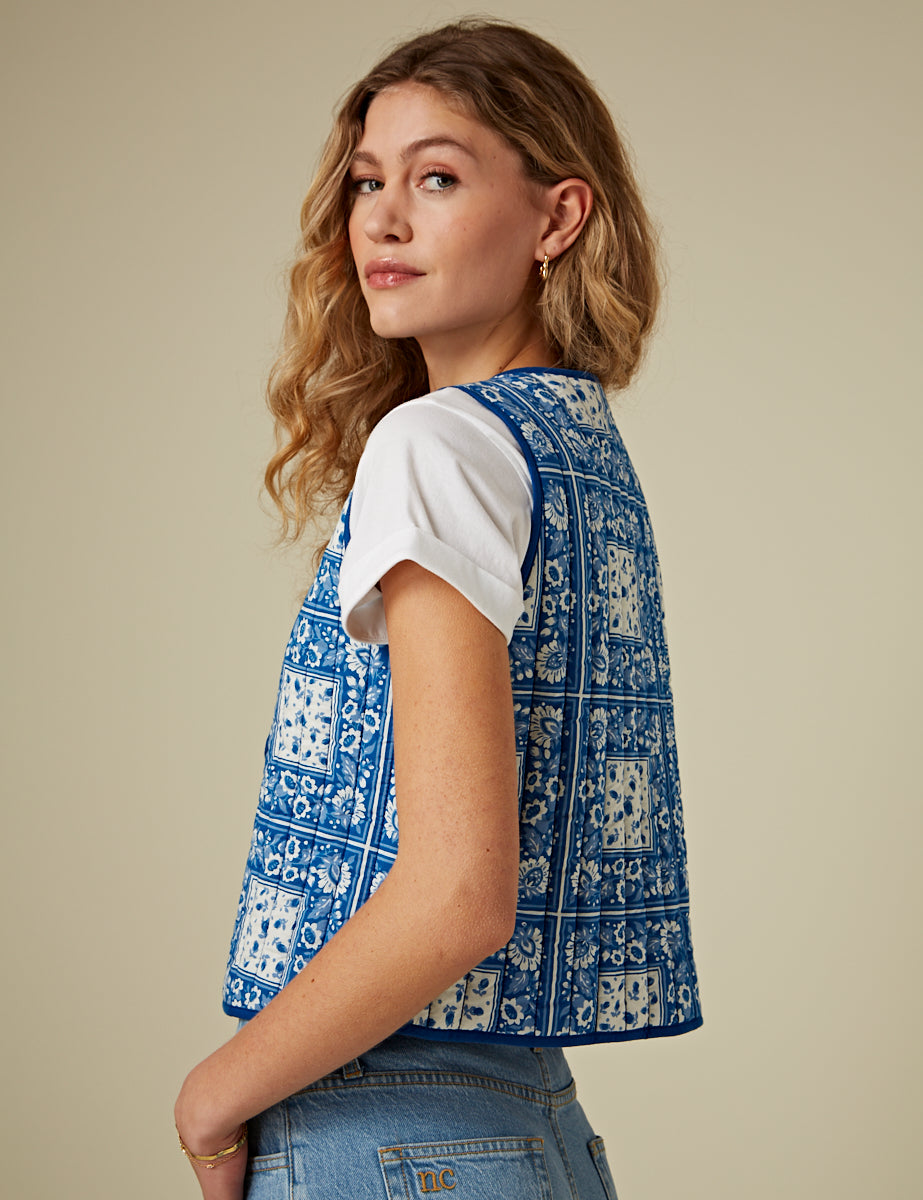 Blue Floral Print Quilted Gilet