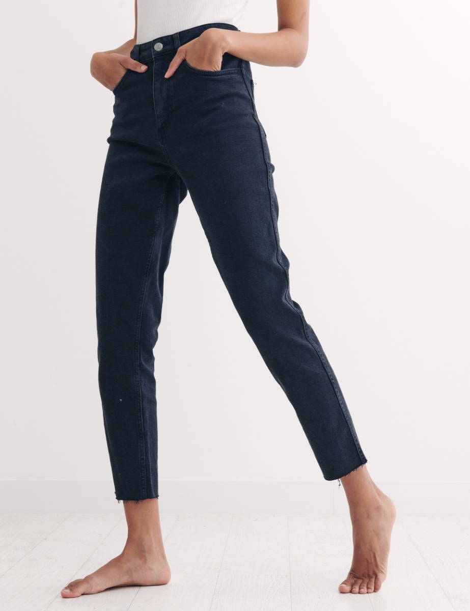 Mid Rise Skinny Jean Washed Black