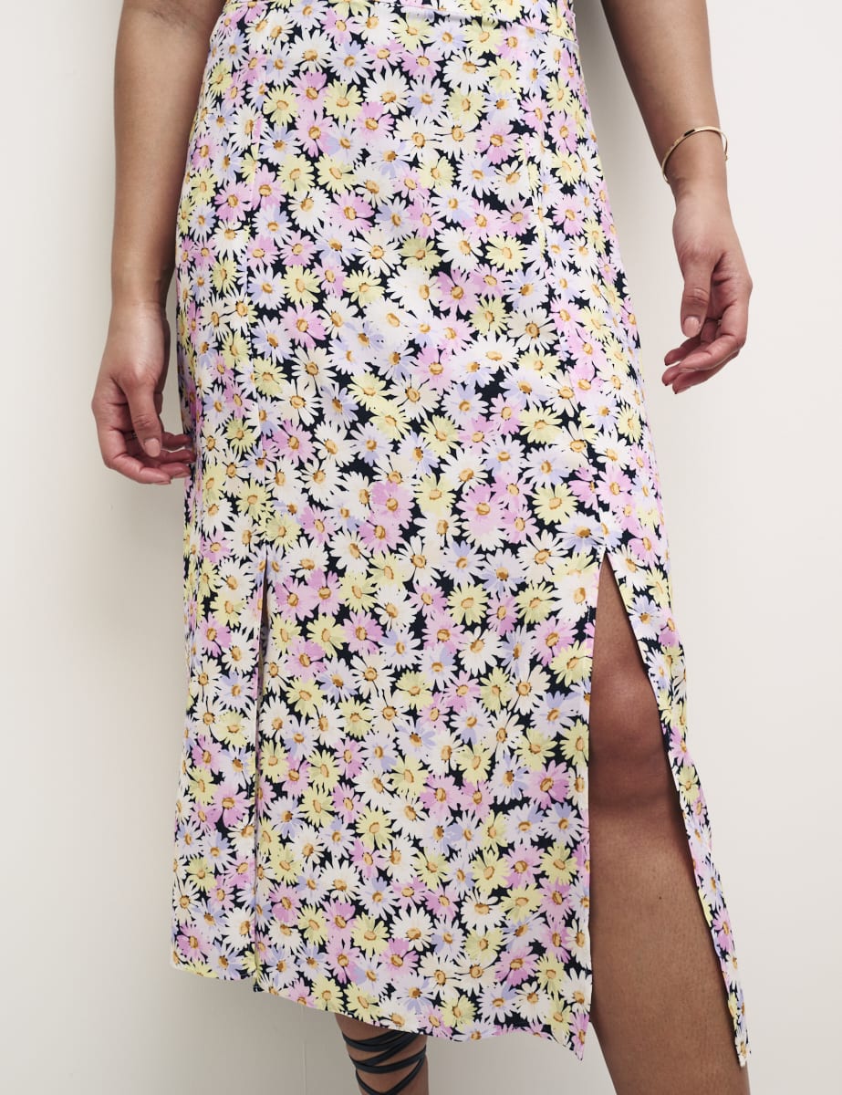 Daisy Floral Print Sara Midi Skirt