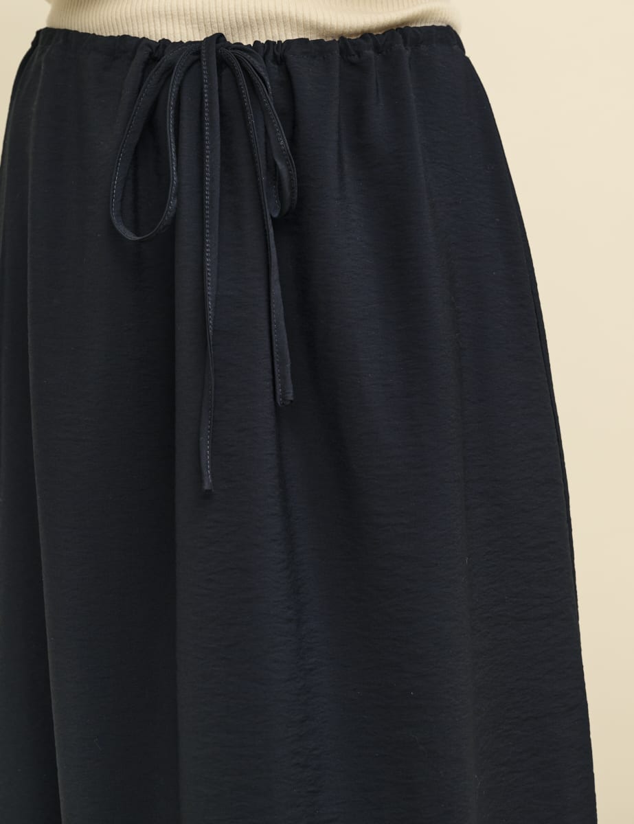 Petite Black Drawstring Waist Midaxi Skirt