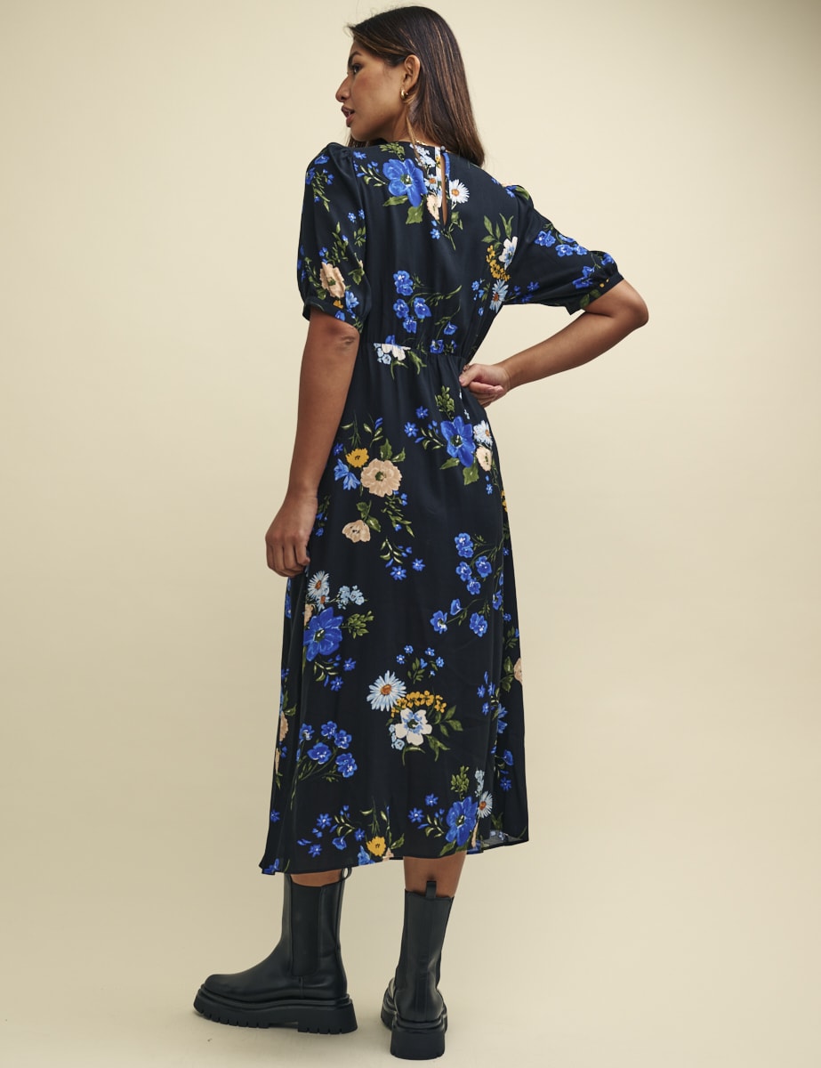 Petite Black Floral Puff Sleeve Bonnie Midi Dress