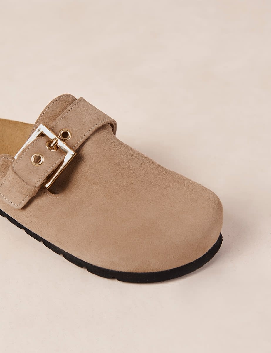 Alohas Taupe Suede Clogs